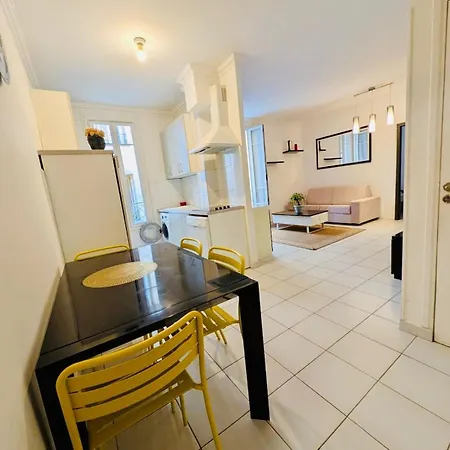 Apartamento 2 Pièces En étage Au Centre-ville De