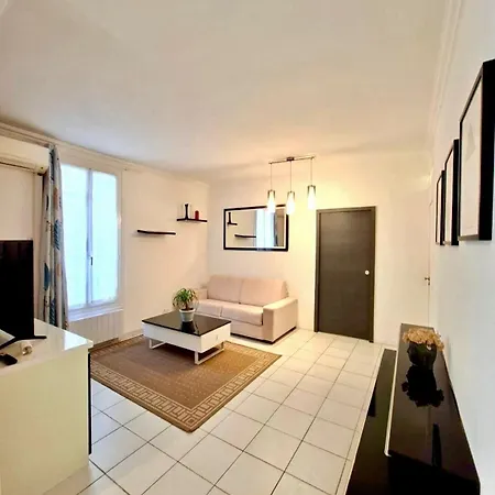 2 Pieces En Etage Au Centre-ville De Lejlighed Nice